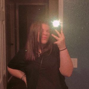 Meet your Posher, Marissa